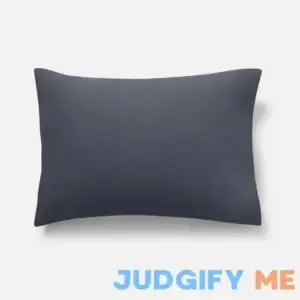 Classic Pillowcases Size King in Blue by Brooklinen