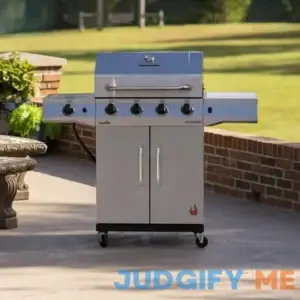 Char-Broil Performance Series 4-Burner Gas Grill with Soft Cover