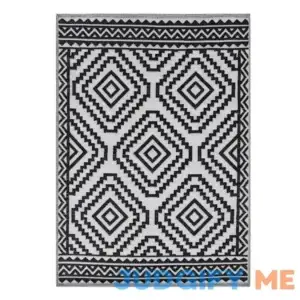At Home Black Diamond Design Outdoor Area Rug