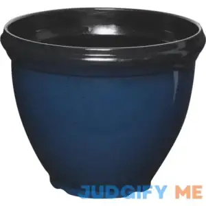 Southern Patio Heritage Outdoor Glossy Resin Planter