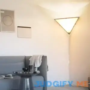 haultop Corner Light