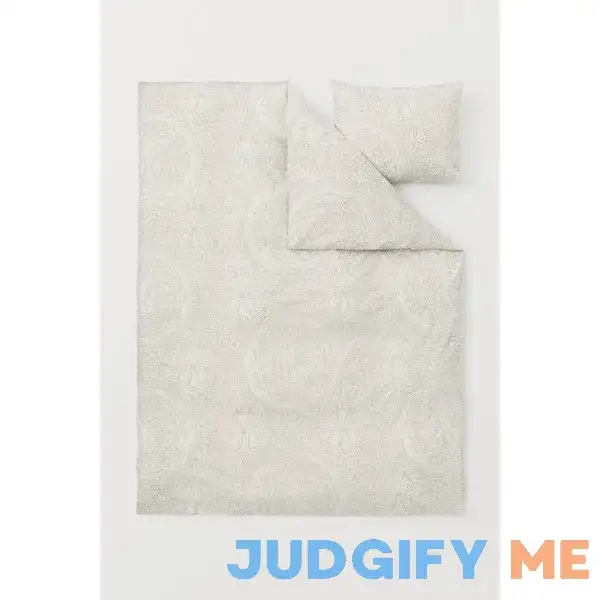 H&M Home King/Queen Duvet Cover Set H&M Home King/Queen Duvet Cover Set