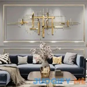 On Metal Everly Quinn