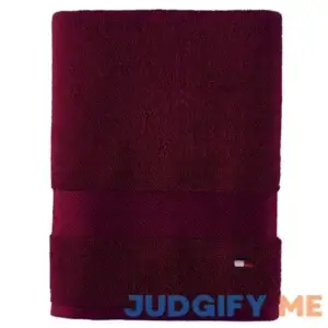 Tommy Hilfiger Modern American Solid Towel