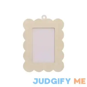 ArtMinds 4" x 6" Wooden Scalloped Frame