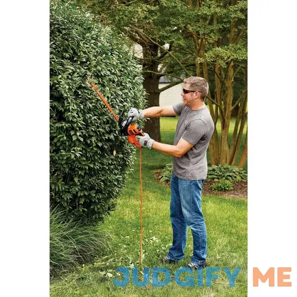 Black Decker BEHT350 22 in. Electric Hedge Trimmer Black Decker BEHT350 22 in. Electric Hedge Trimmer