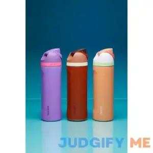 Owala UO Exclusive FreeSip 24 oz Water Bottle in Purple at Urban Outfitters