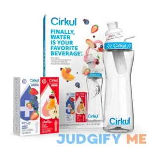 Cirkul Plastic Water Bottle Starter Kit with Blue Lid 22oz & 2 Flavor Cartridges