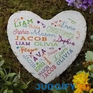 Close to Her Heart Personalized Garden Stone - Unique Mother's Day Gifts