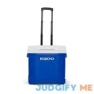 Igloo 30 qt. Latitude Roller Cooler