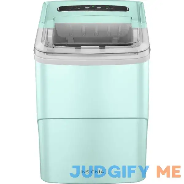 Insignia 26 Lb. Portable Ice Maker with Auto Shut-Off Insignia 26 Lb. Portable Ice Maker with Auto Shut-Off