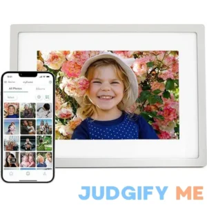Skylight Frame: 10 Inch Touchscreen Digital Picture Frame