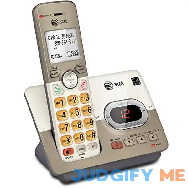 AT&T El52113 Cordless Phone with Answering System & Extra-large Backlit Keys AT&T El52113 Cordless Phone with Answering System & Extra-large Backlit Keys