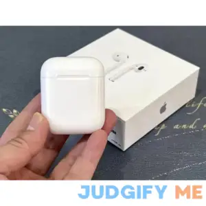 Apple Airpods 2nd Generation With Earphone Earbuds & Wireless Charging