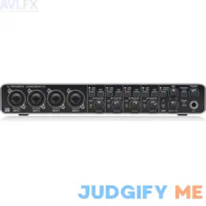 BEHRINGER UMC404HD