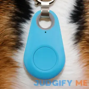 Compact Waterproof GPS Tracker for Pets - Long-Lasting Battery