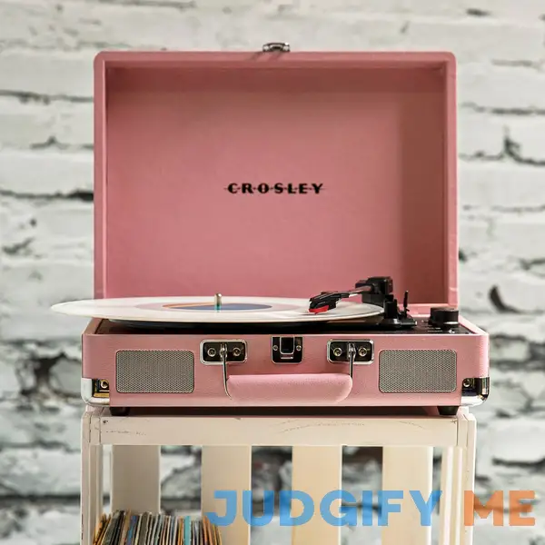 Crosley Cruiser Deluxe Bluetooth Vinyl Record Player Crosley Cruiser Deluxe Bluetooth Vinyl Record Player