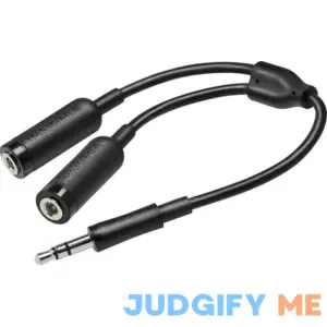 Insignia 3.5mm Stereo Splitter Cable