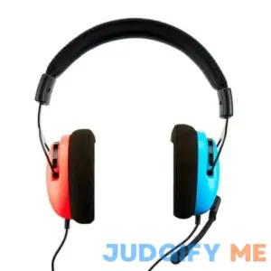 Onn. Wired Video Gaming Headset with 3.5mm Connector Flip-to-Mute Mic