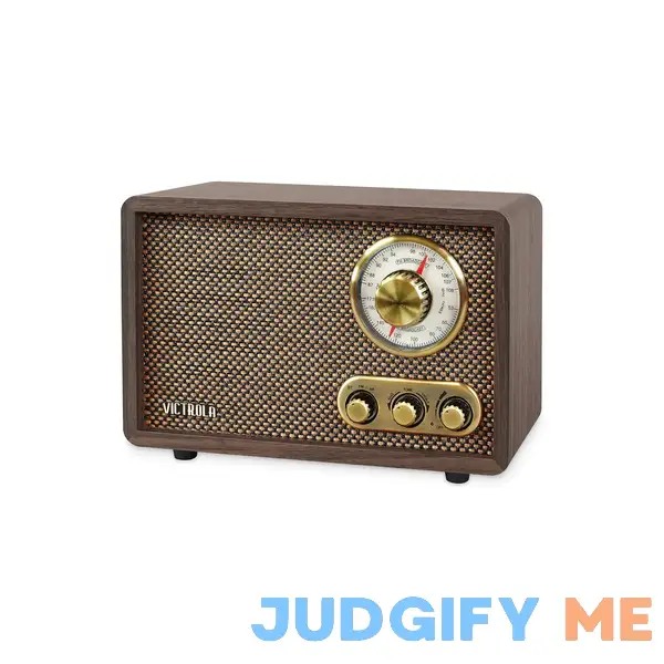 Victrola Retro Wood Bluetooth AM/FM Radio Victrola Retro Wood Bluetooth AM/FM Radio